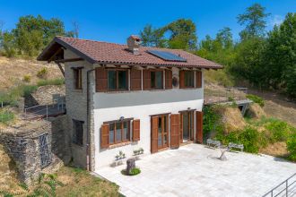 Villa in vendita, via Borine  51, Sinio