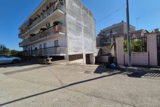 Magazzino o deposito in vendita, via Mentana, Bitonto