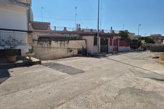 Magazzino o deposito in vendita, via Mentana, Bitonto