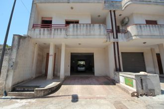 Villa in vendita, via Cristoforo Colombo  30, Spongano