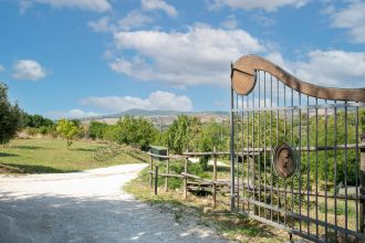 Attività / Licenza in vendita, via Pian Braccone  8, Castelnuovo Di Porto
