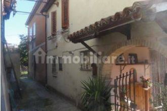 Terratetto unifamiliare in vendita, via Case Basse  6, Foligno