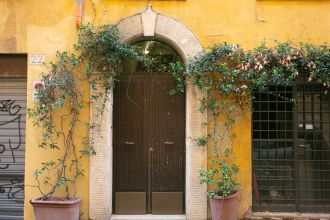 Monolocale in vendita, via Baccina  23, Centro Storico, Roma