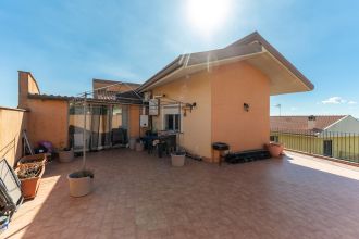 Attico in vendita, via Etna  19, Camporotondo Etneo