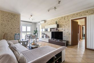 Trilocale in vendita, via E. Salmeggia  5, Dalmine