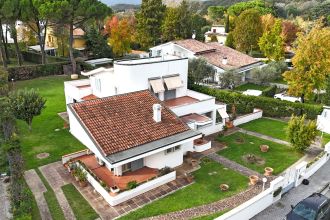 Villa in vendita, via Venezia  35, Pontedera
