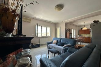 Quadrilocale in vendita, via dei Conti Falluc  70, Santa Maria, Catanzaro