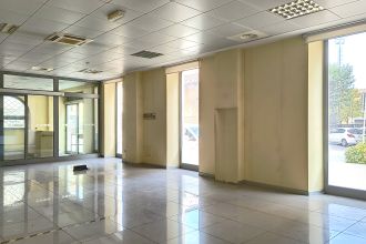Filiale bancaria in vendita, via Roma  4, Chieri