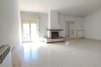 Trilocale in vendita, via Flaminia  124, Rignano Flaminio