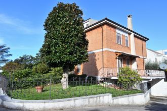 Villa in vendita, via Antonio Gramsci  27, Centro, Aprilia