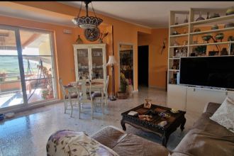 Stabile o palazzo in vendita, via degli Oleandri  2, Lungomare, Crotone