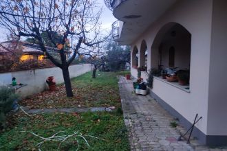 Villa in vendita, via G. D'Annunzio  4, Catignano