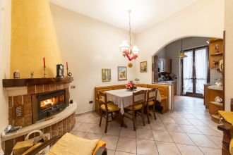 Villa in vendita, via Vittorio Alfieri  39, Cerro Maggiore