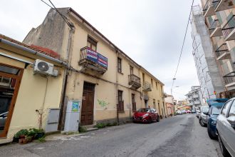 Stabile o palazzo in vendita, via Francesco Paglia  44, Stadio, Catanzaro