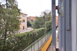 Quadrilocale in vendita, via Augusto Valenziani  16, Centro Storico, Roma