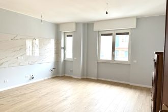 Bilocale in affitto, via Cristoforo Gluck  59, Centrale, Milano