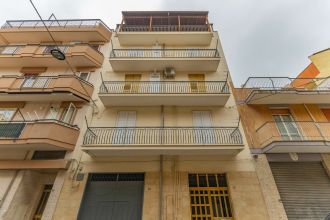 Quadrilocale in vendita, via Fabio Filzi  35, Gravina In Puglia