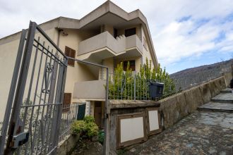 Trilocale in vendita, via Corace 1, Gimigliano