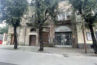 Negozio in vendita, Corso V. Emanuele  129, Angri