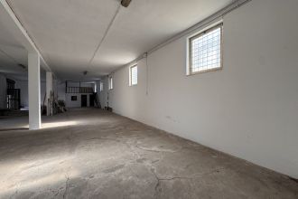 Magazzino o deposito in vendita, via Vittorio Alpe, Trigoria, Roma