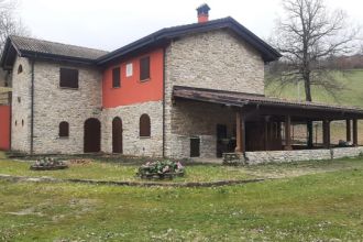 Villa in vendita, via al Lago, Varsi