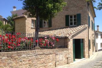 Villa in vendita, via Mura  6, Fratte Rosa