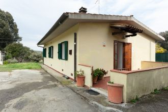 Cascina in vendita, via di Quarrata  13, Castellaccio, Livorno