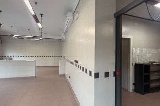 Negozio in affitto, via Cremonese, Ospedale, Parma