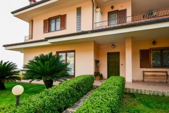 Villa in vendita, via Philadelphia  17, Laganosa, Satriano