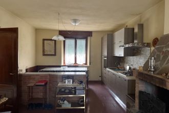 Villa in vendita, Strada Provinciale 13, Corniglio