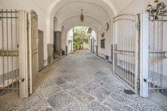 Stabile o palazzo in vendita, via Cesare Battisti  117, Scafati