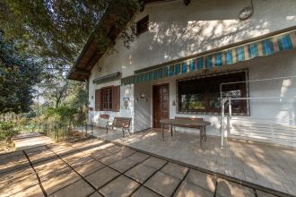 Villa in vendita, viale Grigna  28, Camparada