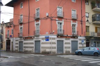 Negozio in vendita, via Guglielmo Marconi  8, Pont Canavese