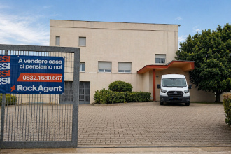 Capannone in vendita, via delle Industrie, Gallipoli