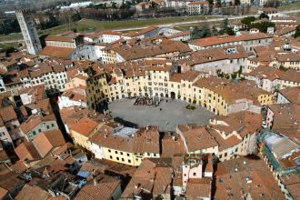 Negozio in vendita, via Nazario Sauro, San Concordio, Lucca