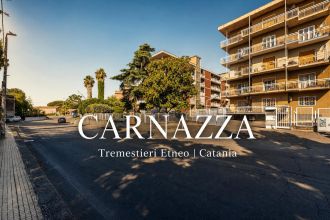 Box / Garage in vendita, via Carnazza  75, Tremestieri Etneo
