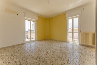 Trilocale in vendita, via Taranto  1, Carbonara di Bari, Bari