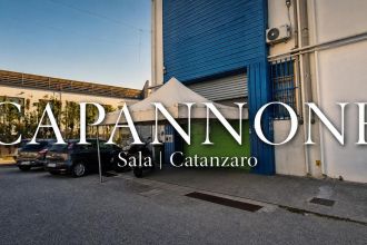 Capannone in vendita, viale Lucrezia della Valle  18, Sala, Catanzaro