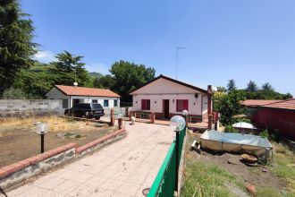 Villa in vendita, via Monte Po&#039;  40, Pedara