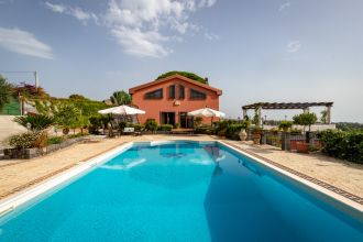 Villa in vendita, via Brinzio, Acireale