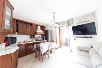 Trilocale in vendita, via Sciarelle  35, Acireale