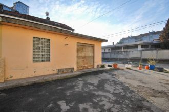 Magazzino o deposito in vendita, Corso Lombardia  169, Lucento, Torino