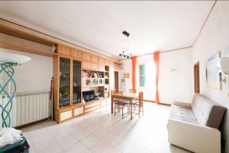Quadrilocale in vendita, via Giacomo Puccini, Sestri Ponente, Genova