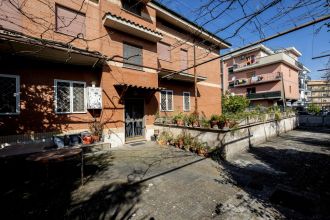 Stabile o palazzo in vendita, via Francesco Salimbene  37, Tor Vergata, Roma