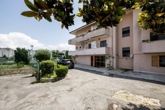 Trilocale in vendita, via Dionisio  78, Torre Angela, Roma