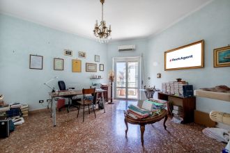 Bilocale in vendita, via degli Orti Gianicolensi  8, Monteverde, Roma
