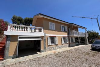 Villa in vendita, via San Damiano  53, Andora