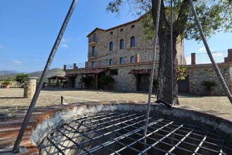 Stabile o palazzo in vendita, via Quattroponti 7, Casal Velino