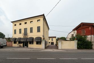 Stabile o palazzo in vendita, via Giacomo Matteotti, Dolo
