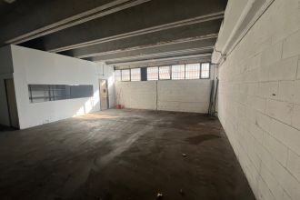 Magazzino o deposito in affitto, via Giuseppe Colano  12, Bolzaneto, Genova